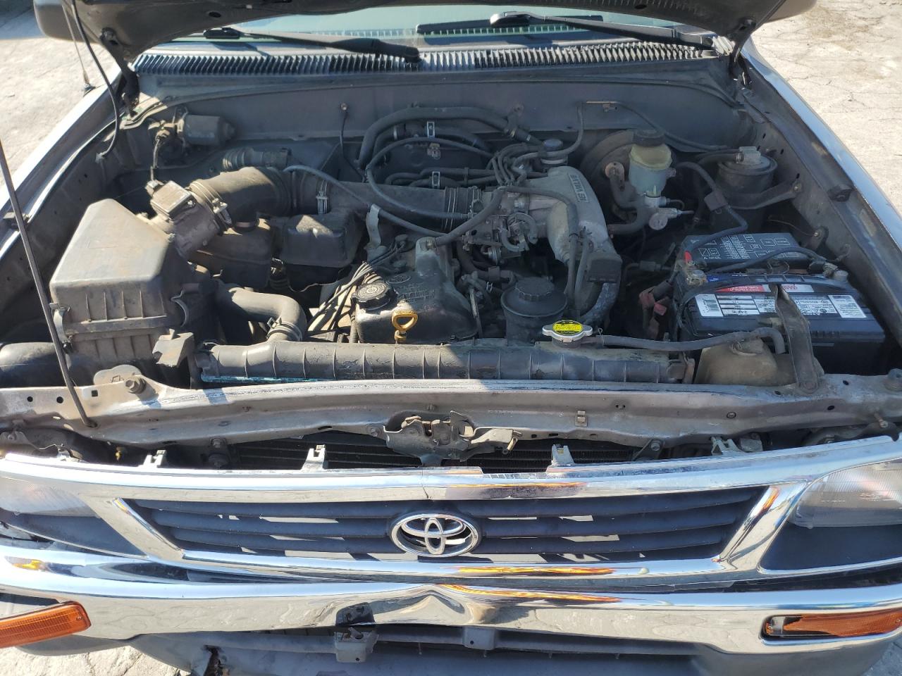 1995 Toyota Tacoma Xtracab VIN: 4TAUN53B3SZ020458 Lot: 71509355