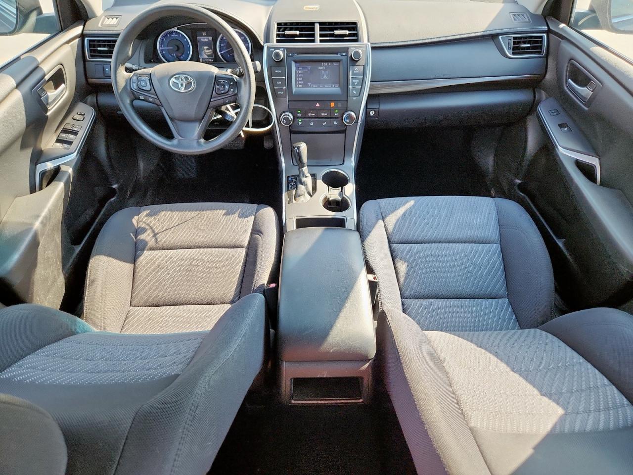 2016 Toyota Camry Le VIN: 4T4BF1FKXGR533547 Lot: 84255435