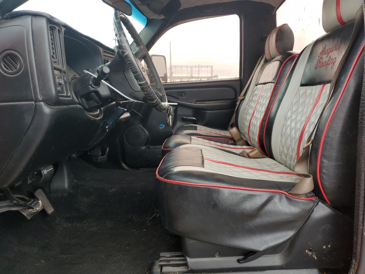 2000 Chevrolet Silverado C2500 VIN: 1GCGC24U9YE367069 Lot: 81801035