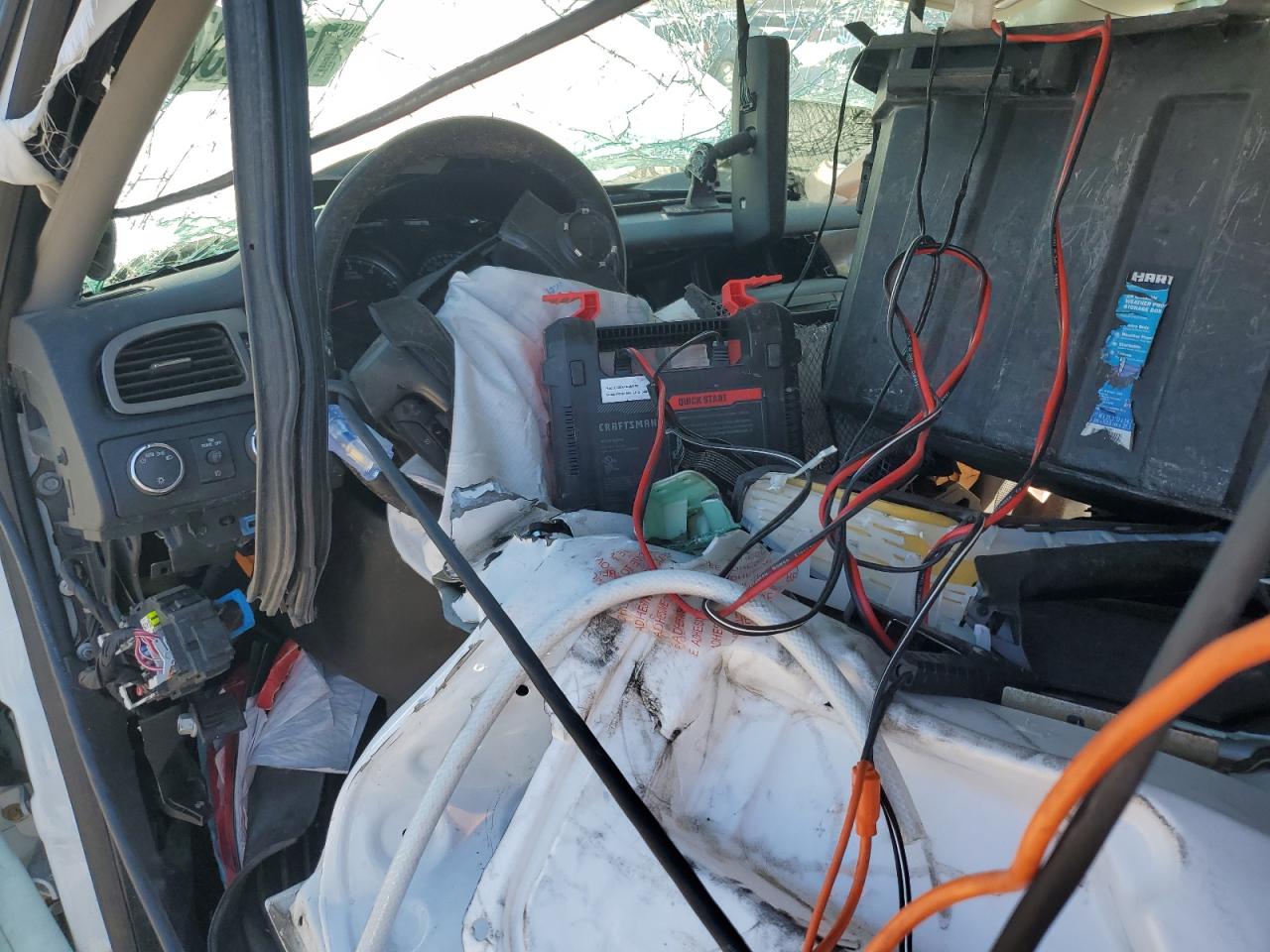 2013 Chevrolet Suburban K1500 Lt VIN: 1GNSKJE75DR373218 Lot: 71953375