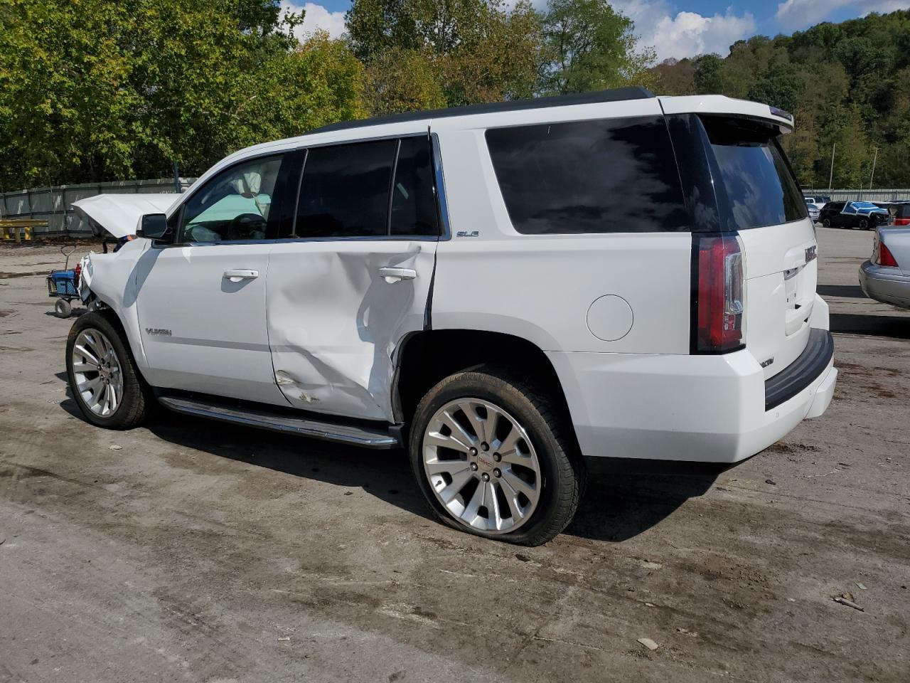 2015 GMC Yukon Sle VIN: 1GKS2AKC2FR238683 Lot: 84249305