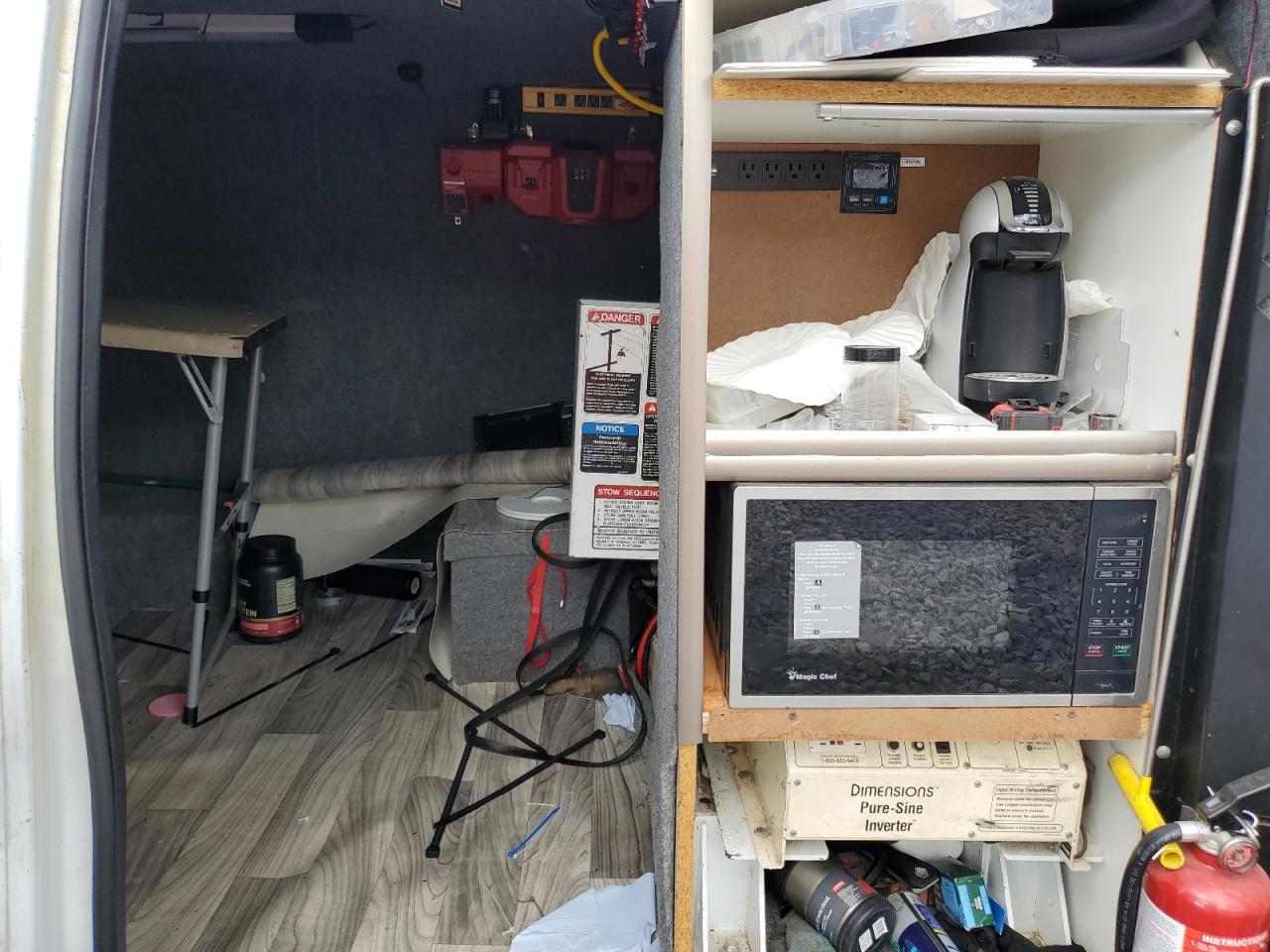 2008 Ford Econoline E350 Super Duty Van VIN: 1FTSE34L08DA81862 Lot: 72054125