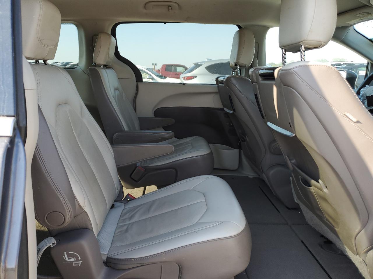 2017 Chrysler Pacifica Touring L Plus VIN: 2C4RC1EG1HR543126 Lot: 80675675