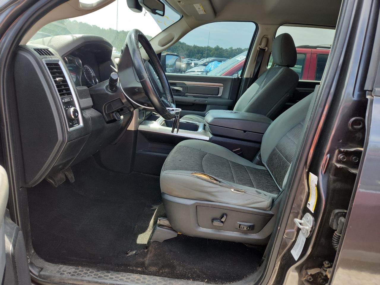 2016 Ram 1500 Slt VIN: 3C6RR6LT1GG292325 Lot: 67604515