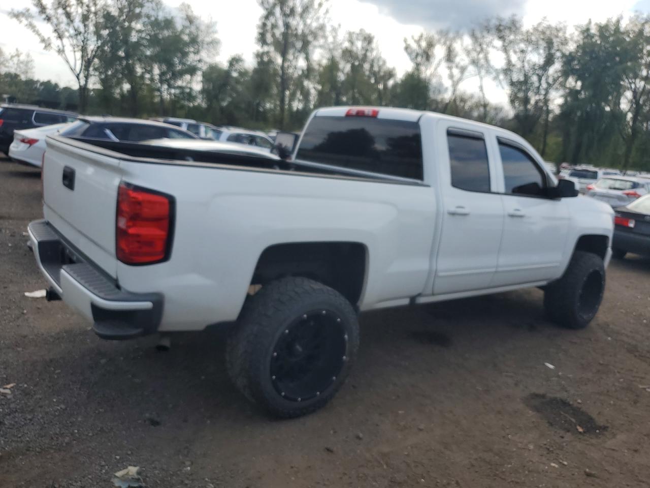 2016 Chevrolet Silverado K1500 Lt VIN: 1GCVKREC6GZ165502 Lot: 81303105