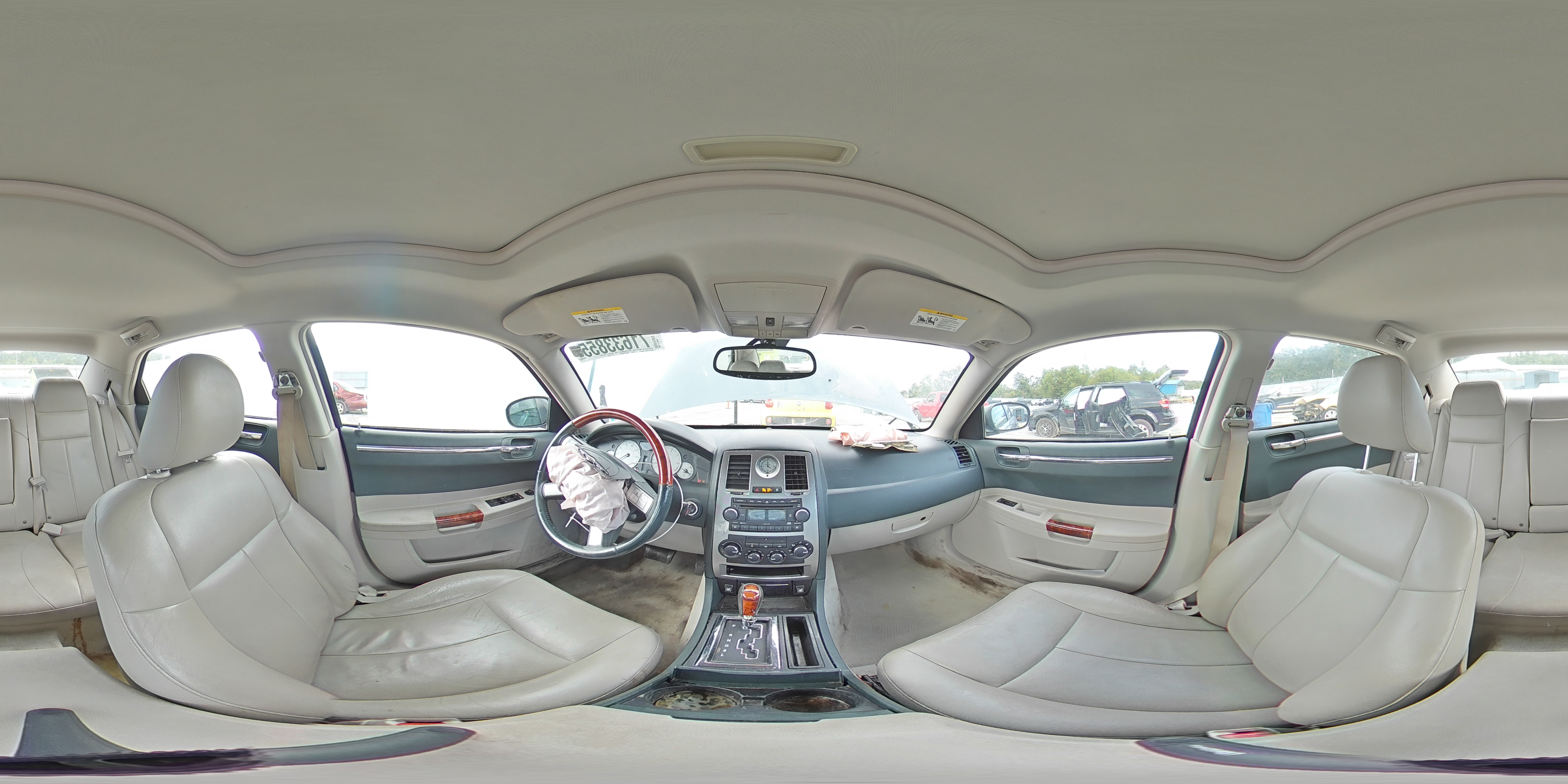 2005 Chrysler 300 Touring VIN: 2C3AA53GX5H153516 Lot: 71633855