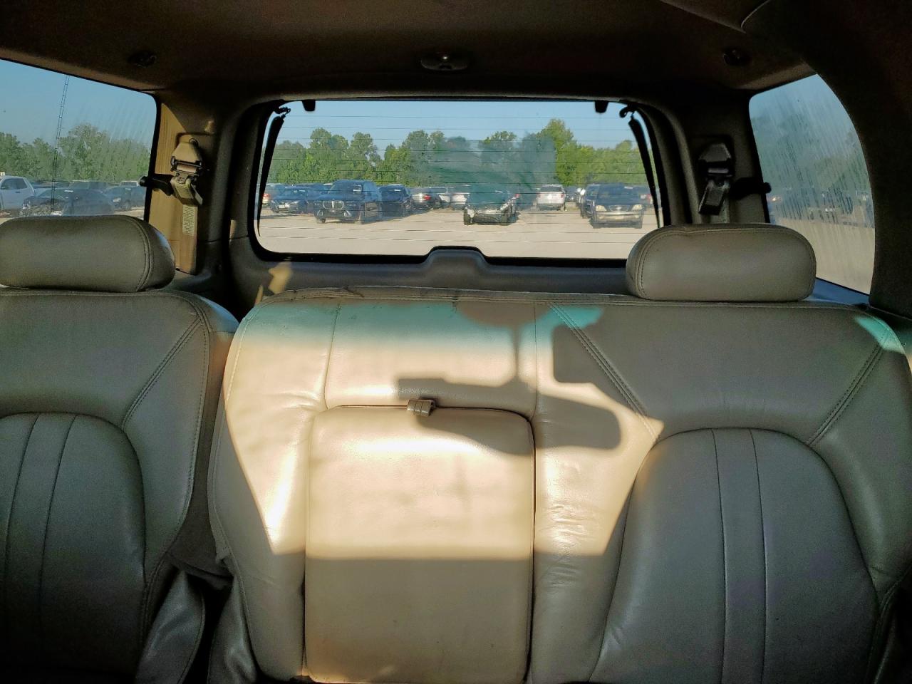 2001 Ford Expedition Eddie Bauer VIN: 1FMRU17L01LA85578 Lot: 71812955