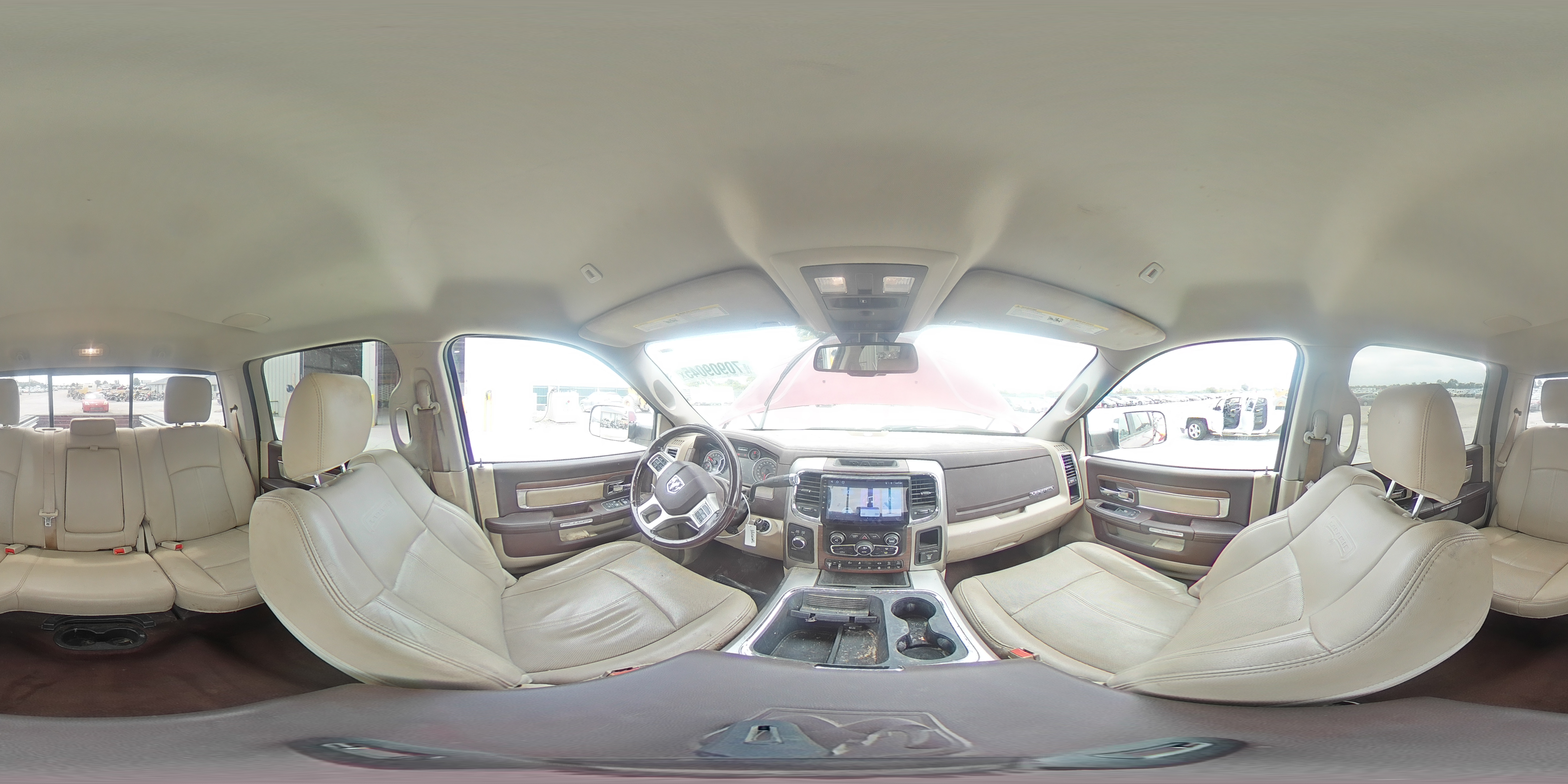 2018 Ram 2500 Laramie VIN: 3C6UR5FL0JG223276 Lot: 70909045