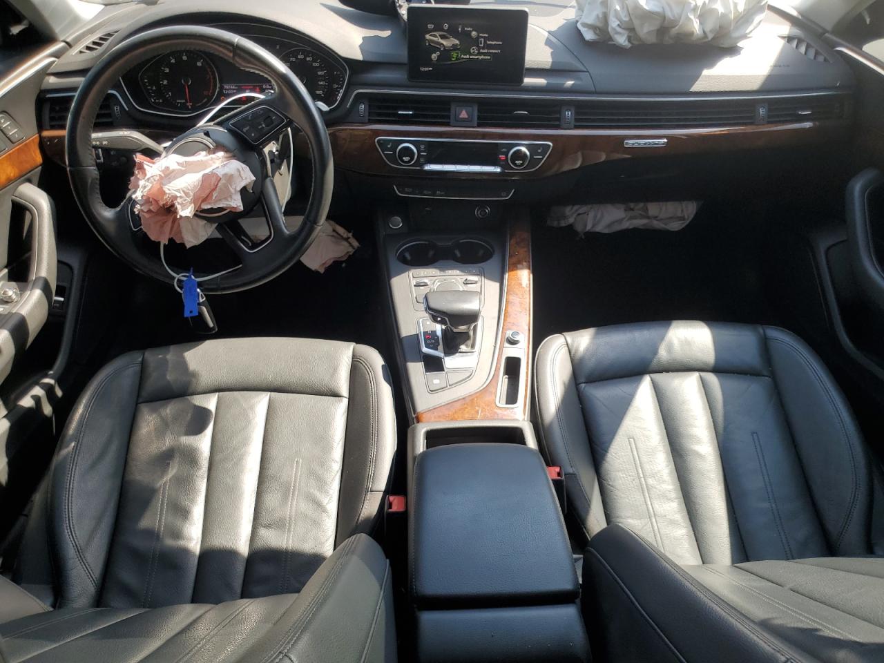 2019 Audi A4 Premium VIN: WAUDNAF41KA039659 Lot: 70864965