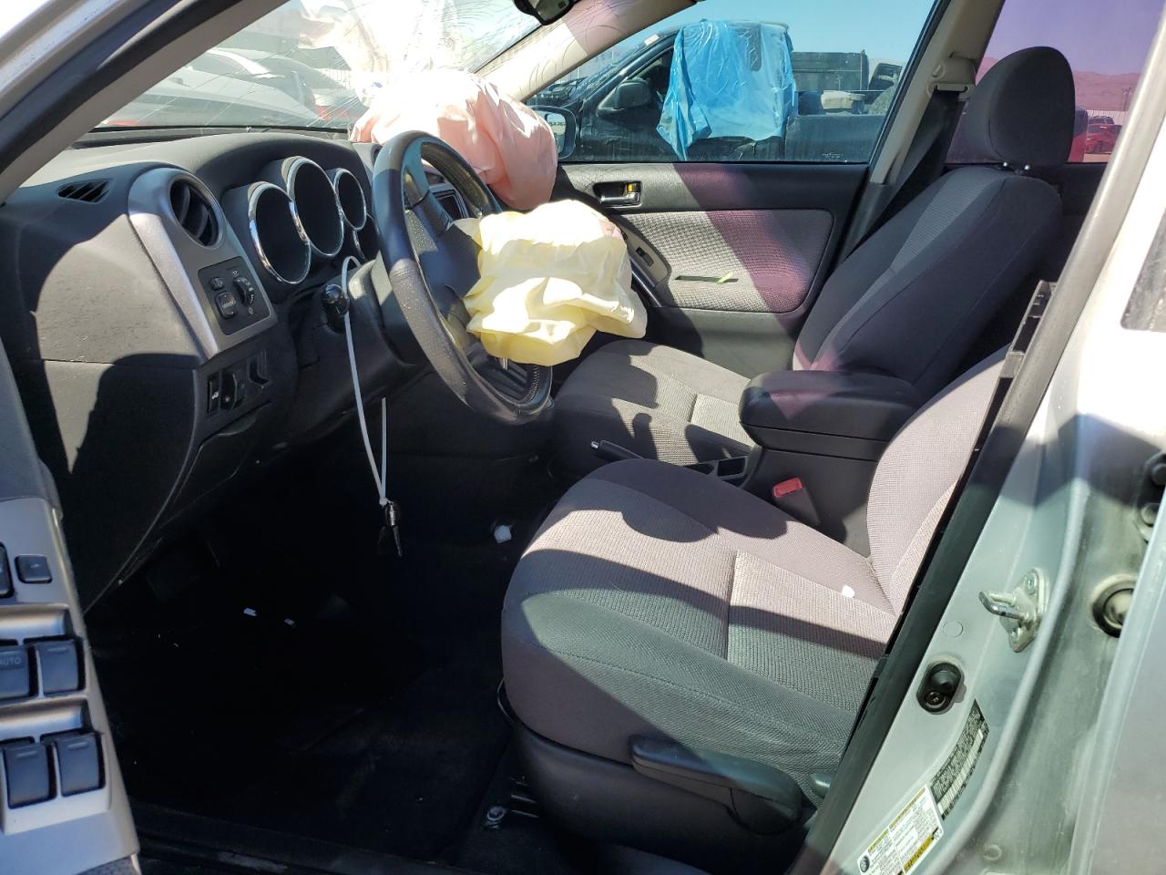 2005 Toyota Corolla Matrix Xr VIN: 2T1KR32E05C340688 Lot: 68977525