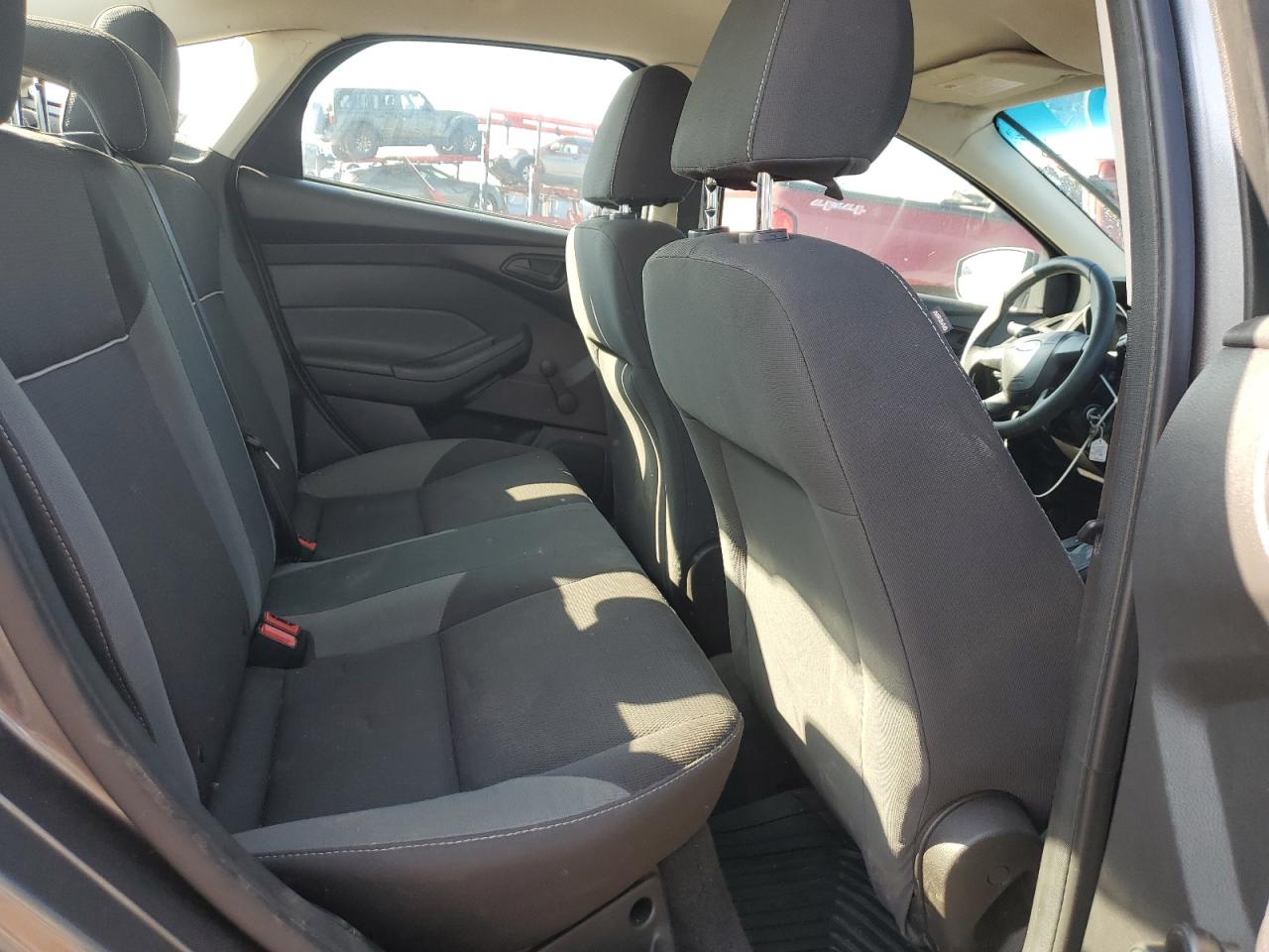 2012 Ford Focus S VIN: 1FAHP3E22CL402640 Lot: 81466935