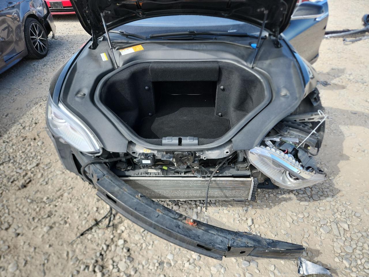 2014 Tesla Model S VIN: 5YJSA1S1XEFP40682 Lot: 80802955