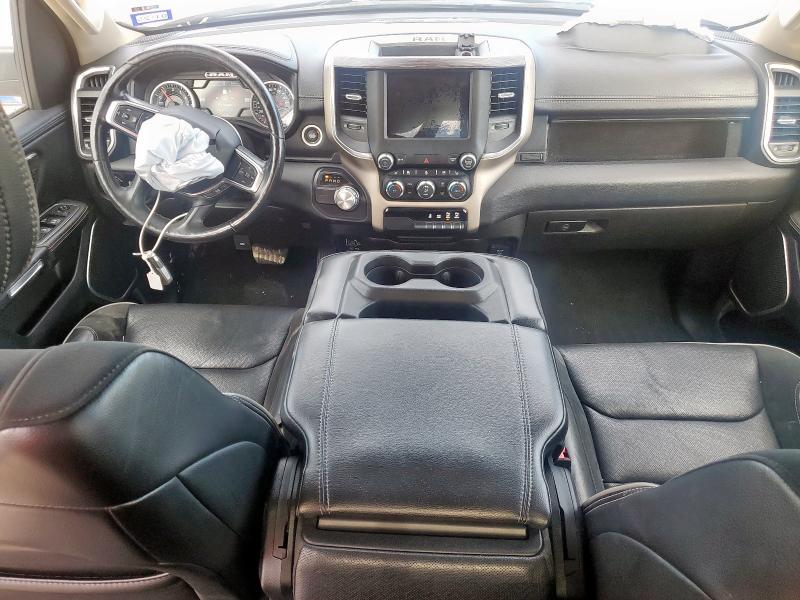  RAM 1500 2019 Белы