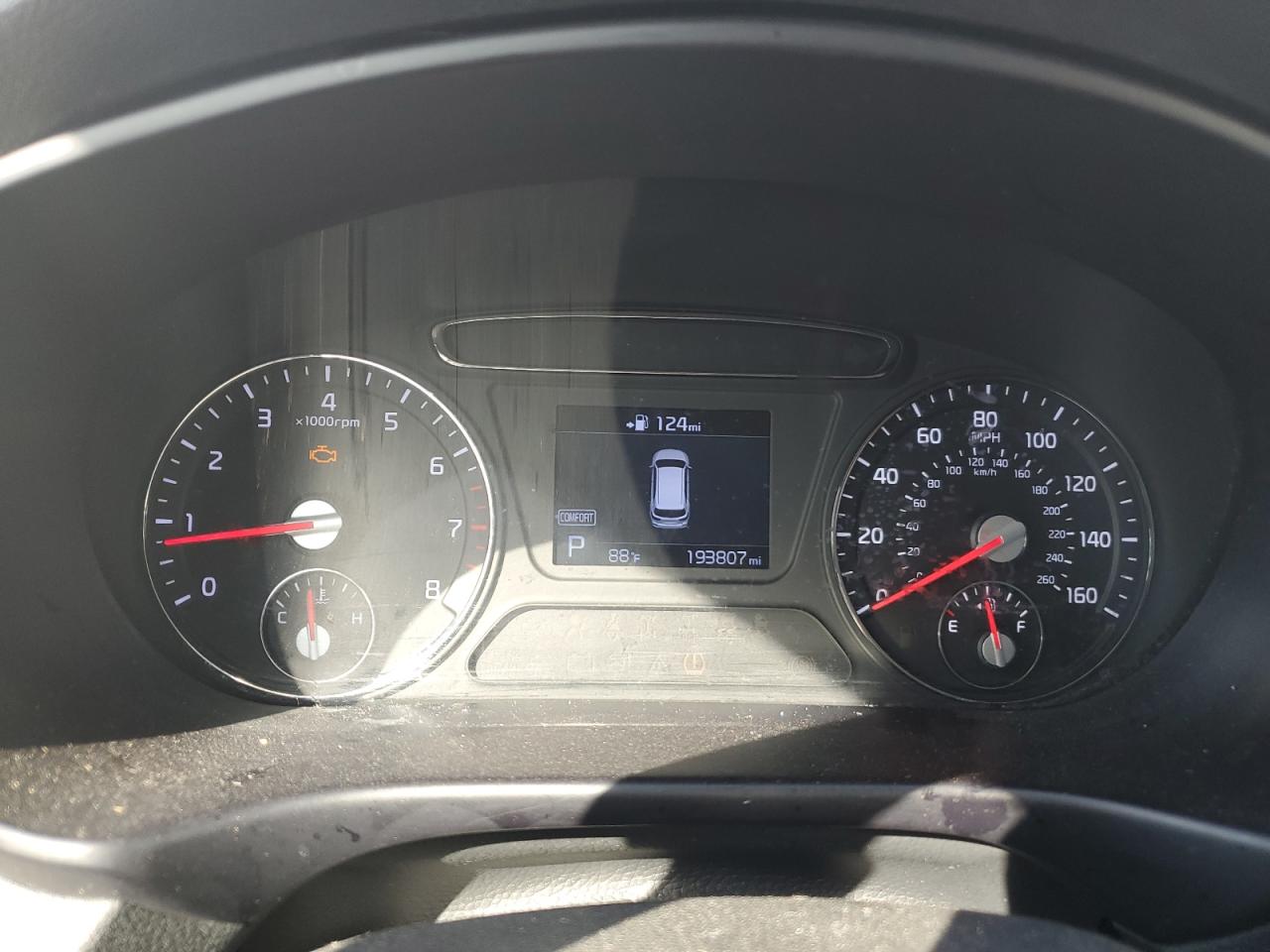 2019 Kia Sorento L VIN: 5XYPG4A35KG528611 Lot: 83877955