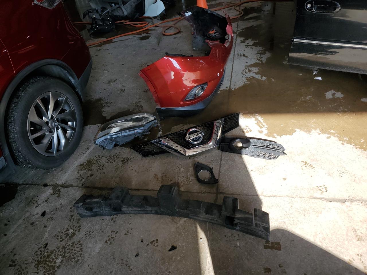 2015 Nissan Rogue S VIN: 5N1AT2MV3FC914937 Lot: 81844365