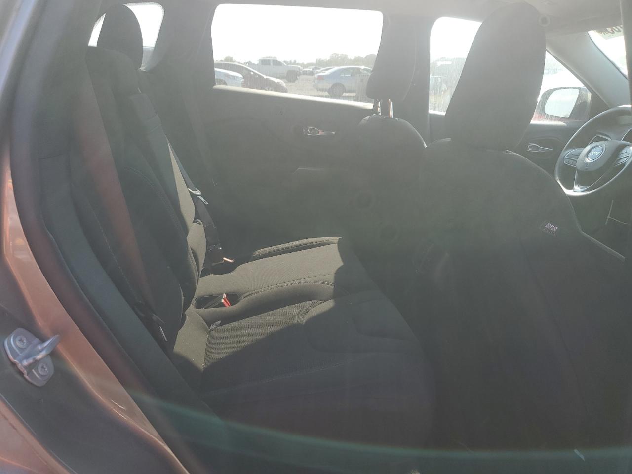 2019 Jeep Cherokee Latitude VIN: 1C4PJMCB5KD231729 Lot: 80624105