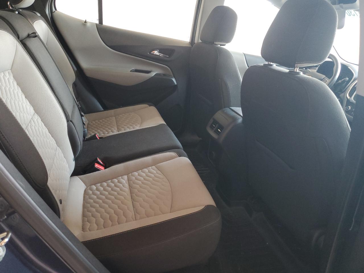 2018 Chevrolet Equinox Ls VIN: 3GNAXREV0JL126900 Lot: 81301385