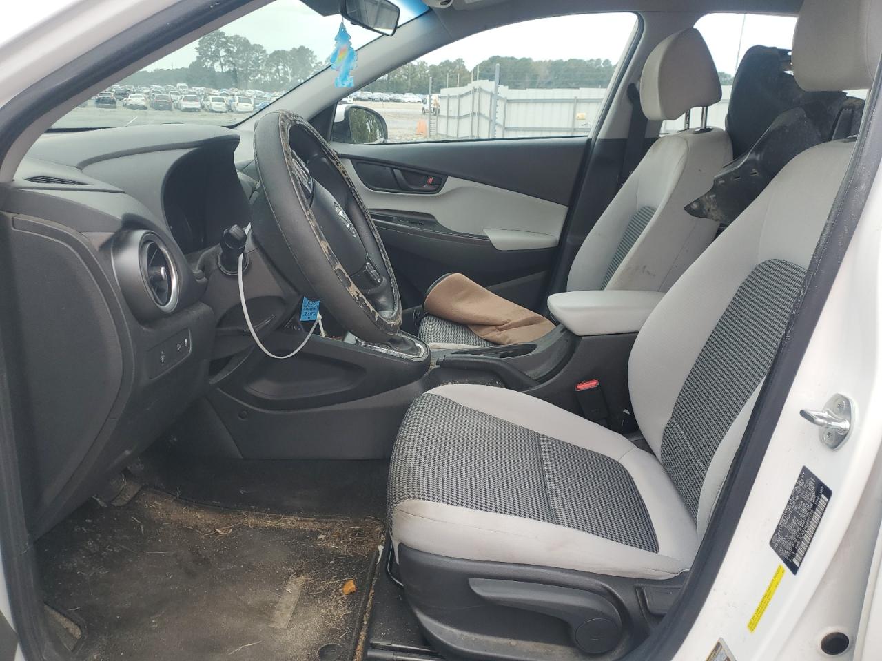 2022 Hyundai Kona Sel VIN: KM8K2CAB2NU890758 Lot: 84747285