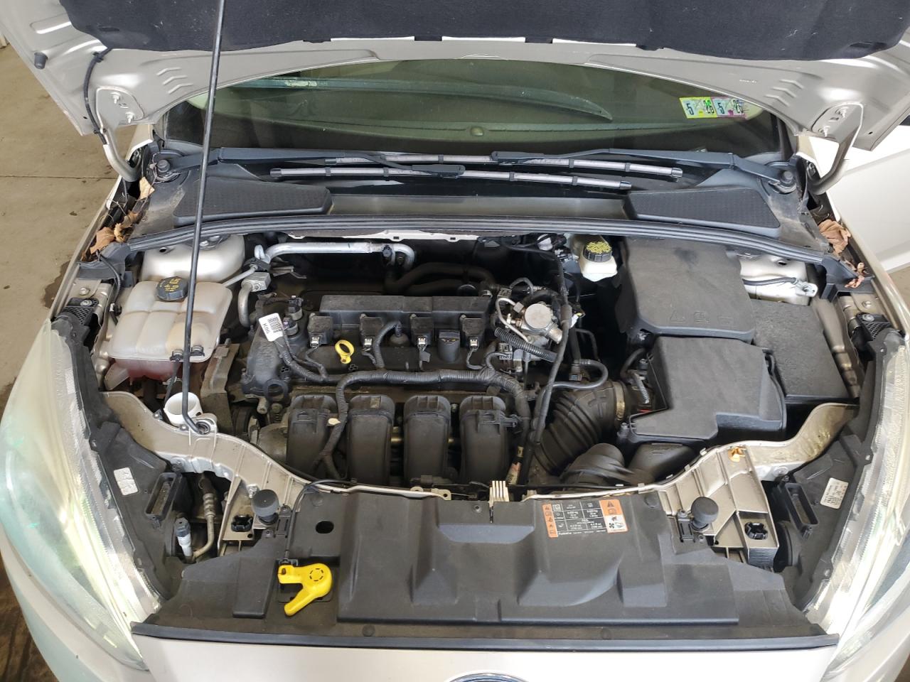 2017 Ford Focus Titanium VIN: 1FADP3J2XHL211835 Lot: 84608535