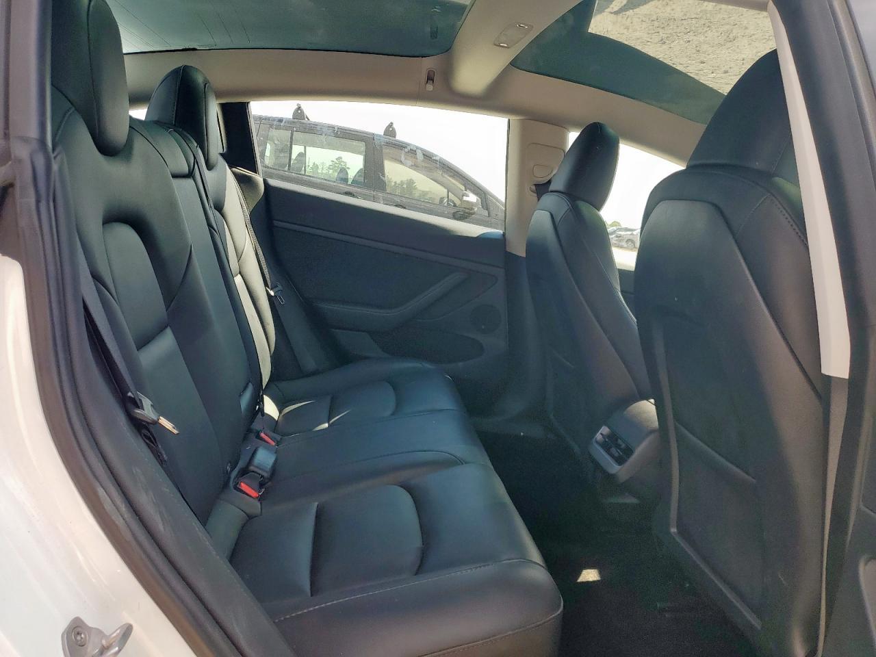 2023 Tesla Model 3 VIN: 5YJ3E1EA2PF674510 Lot: 84262225