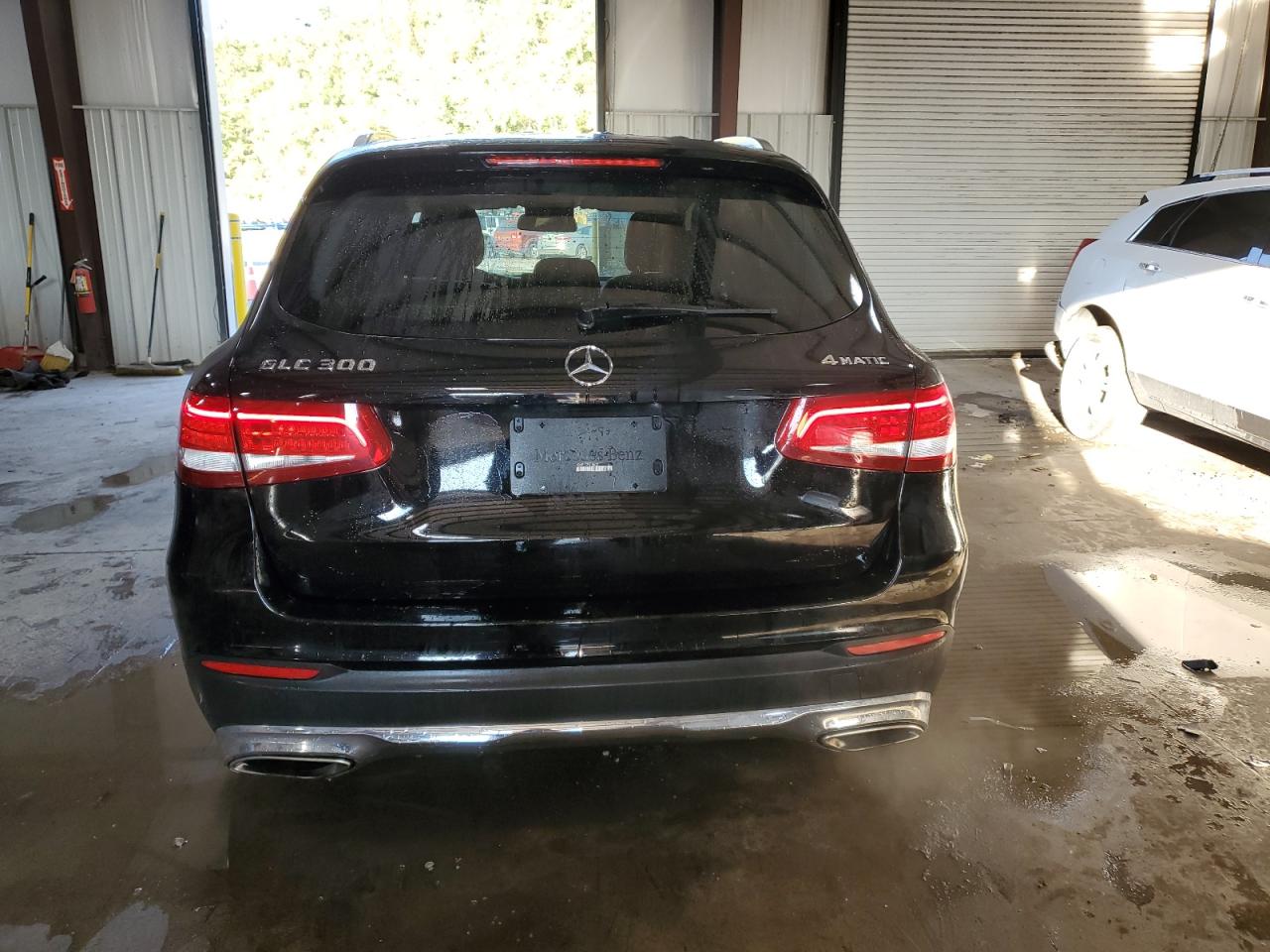 2016 Mercedes-Benz Glc 300 4Matic VIN: WDC0G4KB1GF018672 Lot: 71986595