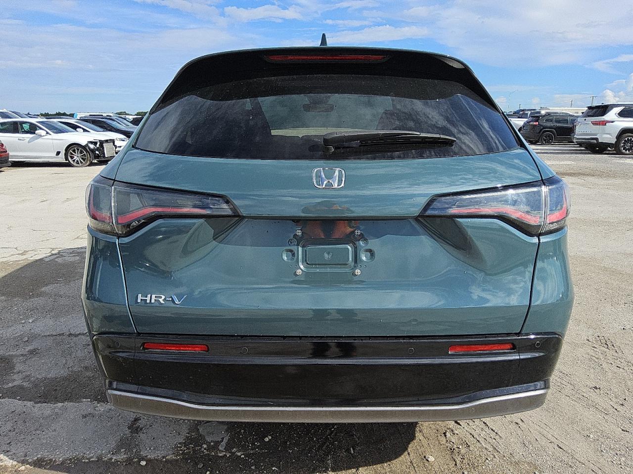 2024 Honda Hr-V Exl VIN: 3CZRZ1H79RM748688 Lot: 80916405