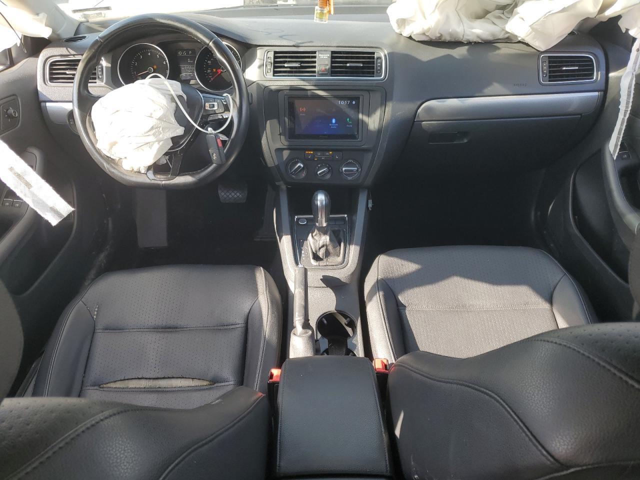 2015 Volkswagen Jetta VIN: 3VWD17AJXFM273979 Lot: 84620025