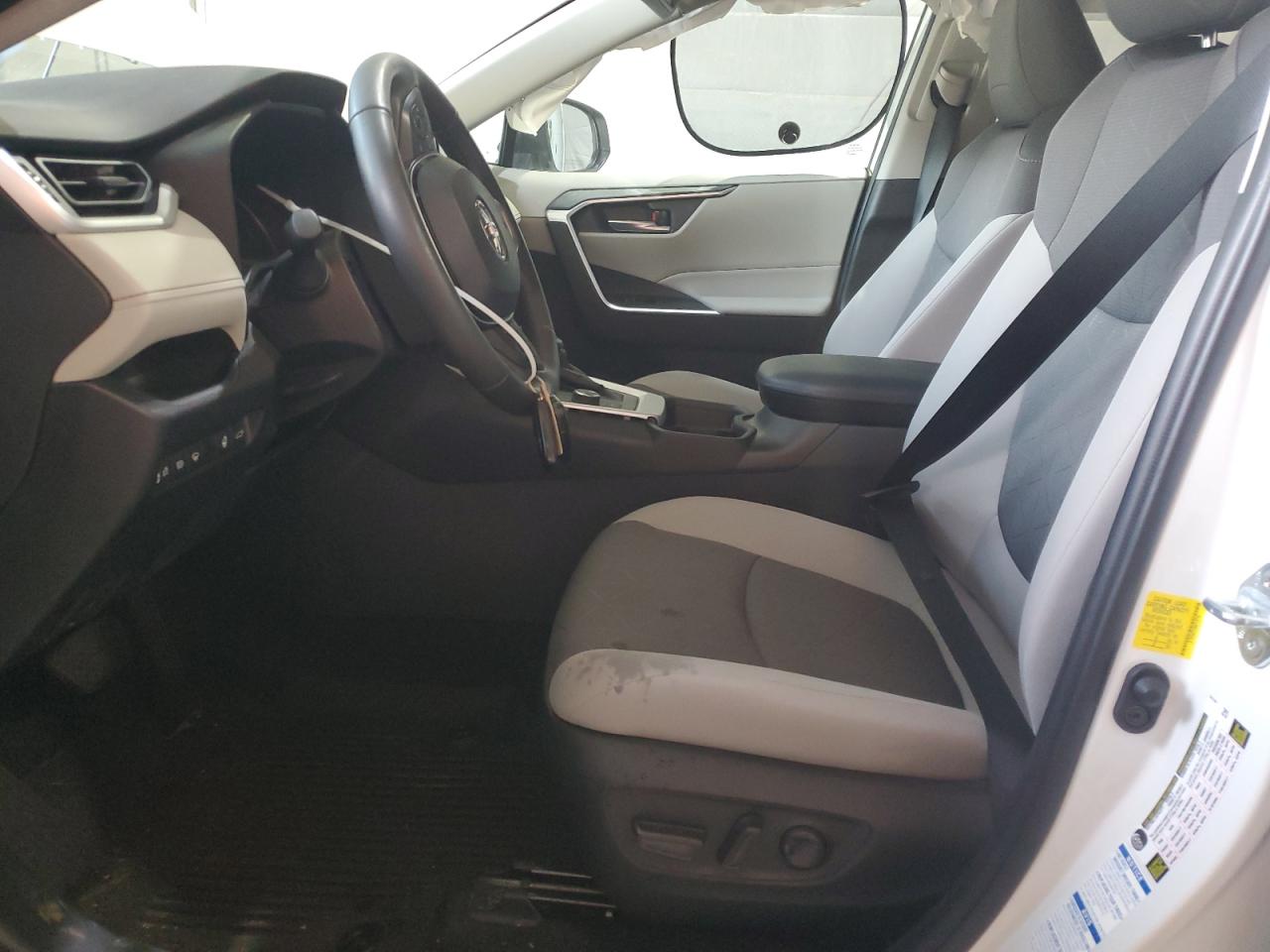 2021 Toyota Rav4 Xle VIN: 2T3RWRFV2MW112779 Lot: 80861175