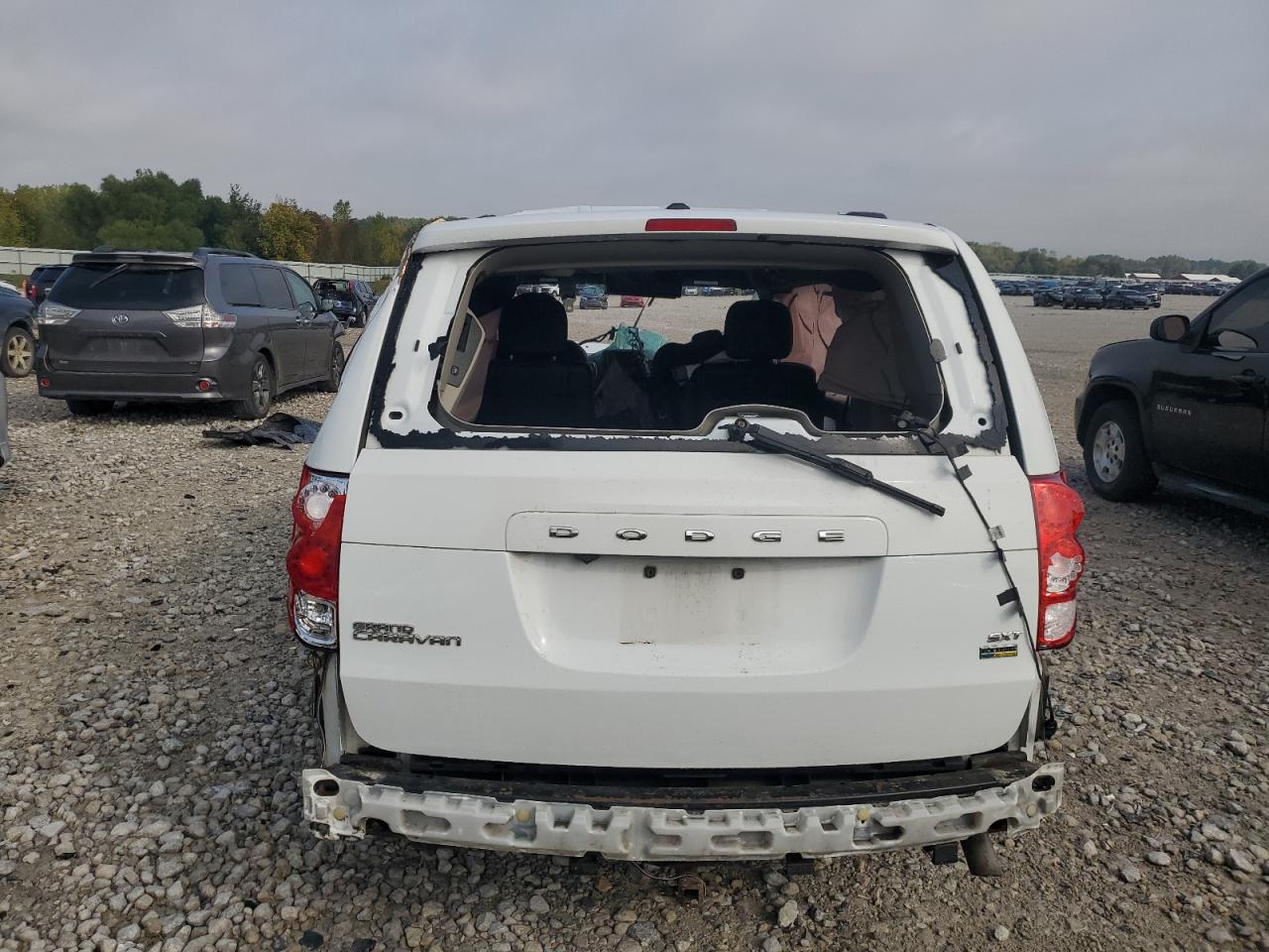 2017 Dodge Grand Caravan Sxt VIN: 2C4RDGCG5HR696532 Lot: 81471035
