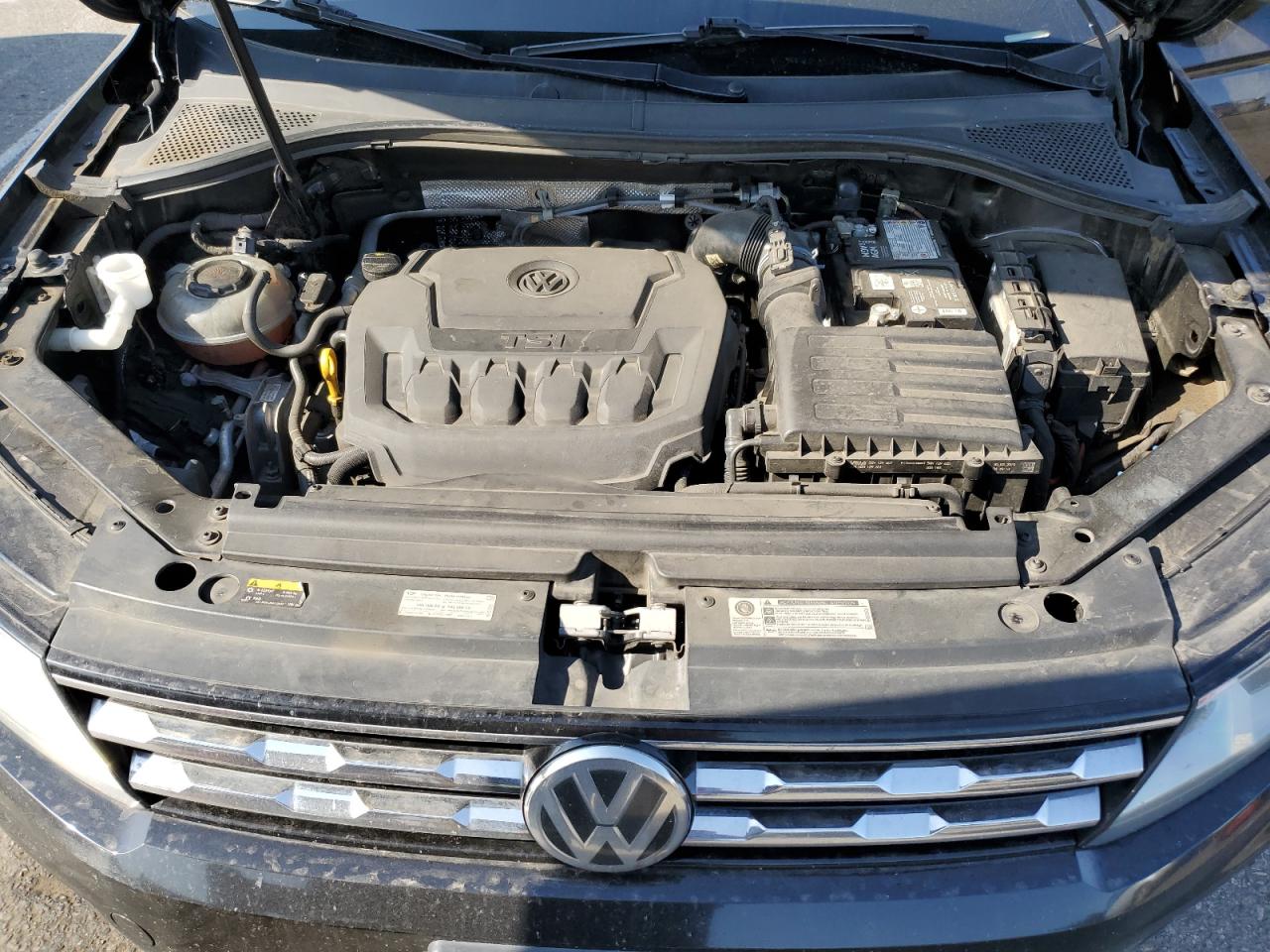 2019 Volkswagen Tiguan S VIN: 3VV1B7AX4KM120372 Lot: 70680845