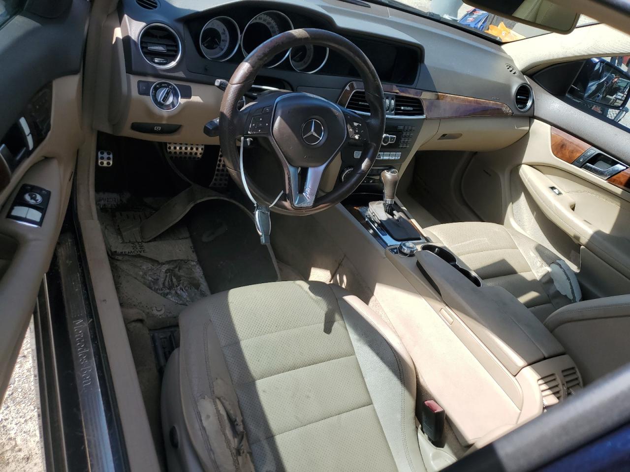 2012 Mercedes-Benz C 250 VIN: WDDGJ4HB6CF798990 Lot: 81848195