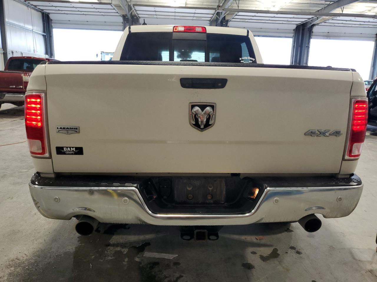 2017 Ram 1500 Laramie VIN: 1C6RR7NTXHS573262 Lot: 81136335