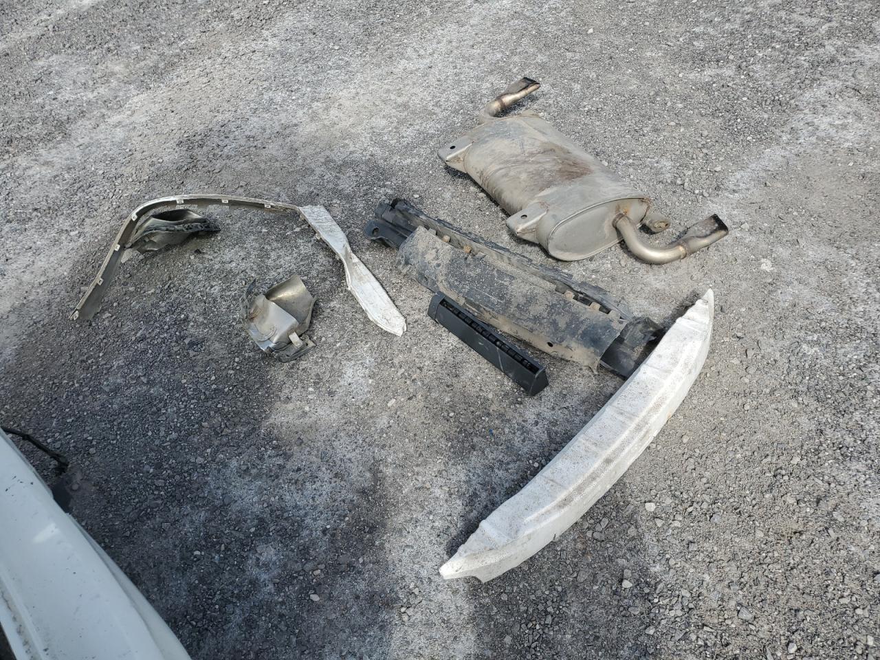 2015 Volvo V60 Premier VIN: YV1612SK9F1267800 Lot: 70896925