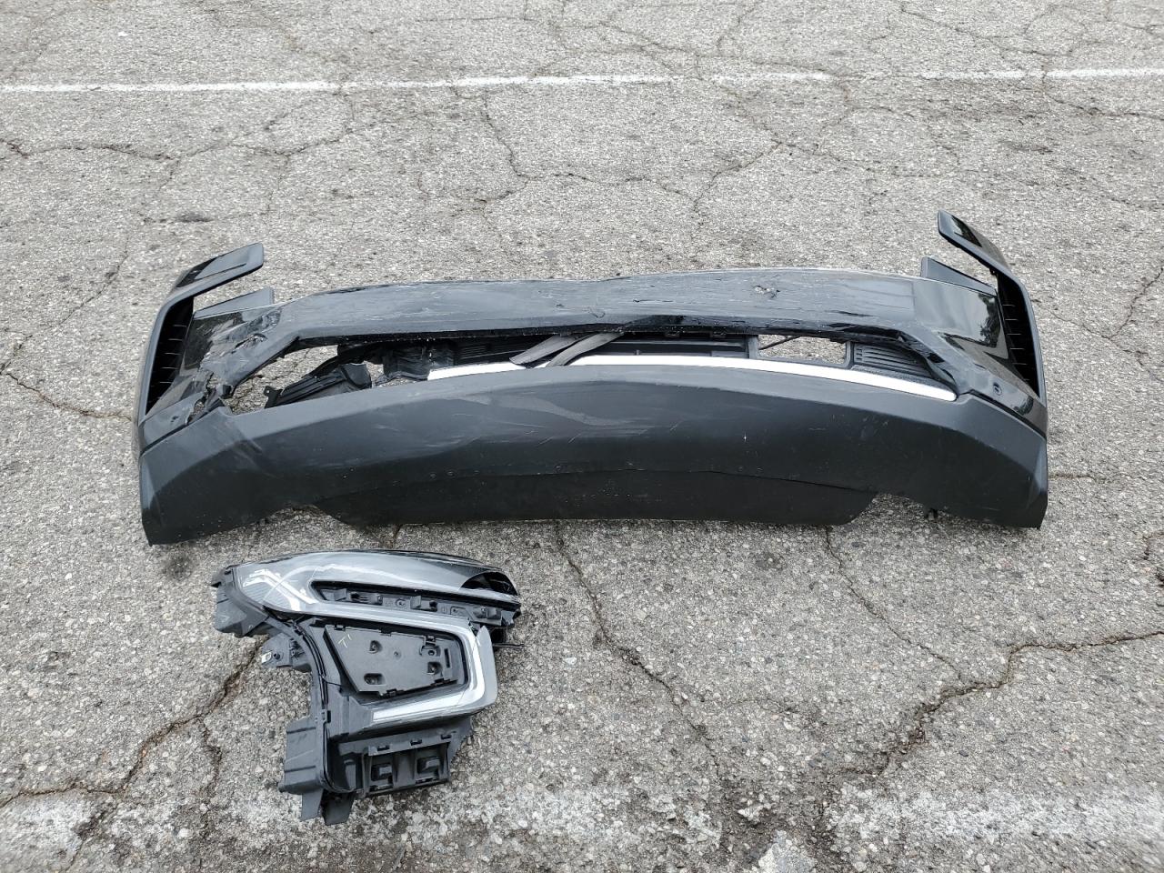 2022 Chevrolet Suburban C1500 Lt VIN: 1GNSCCKD1NR325249 Lot: 84367375