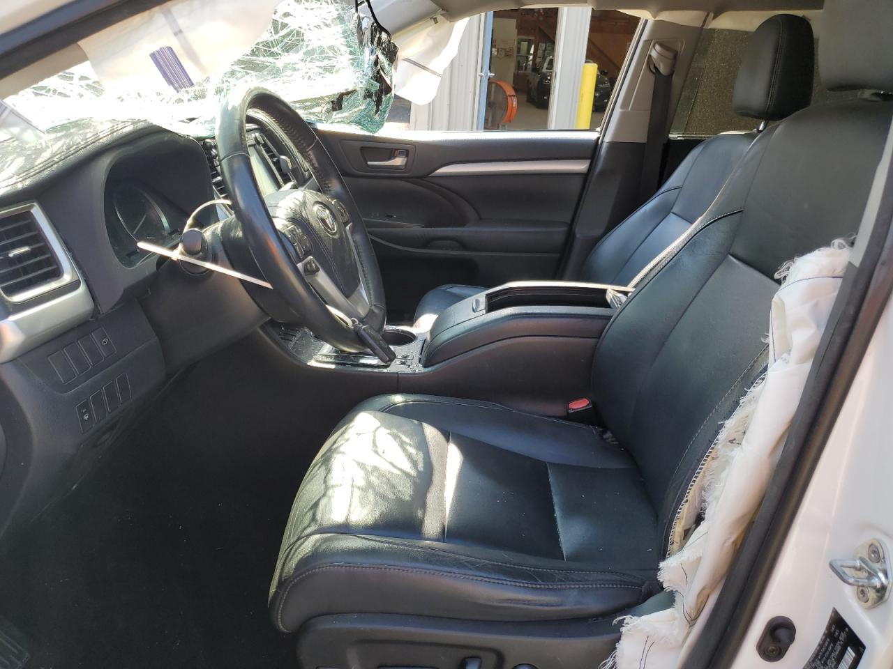 2015 Toyota Highlander Xle VIN: 5TDKKRFH2FS092464 Lot: 71401335