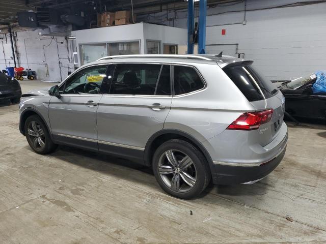  VOLKSWAGEN TIGUAN 2020 Серебристый