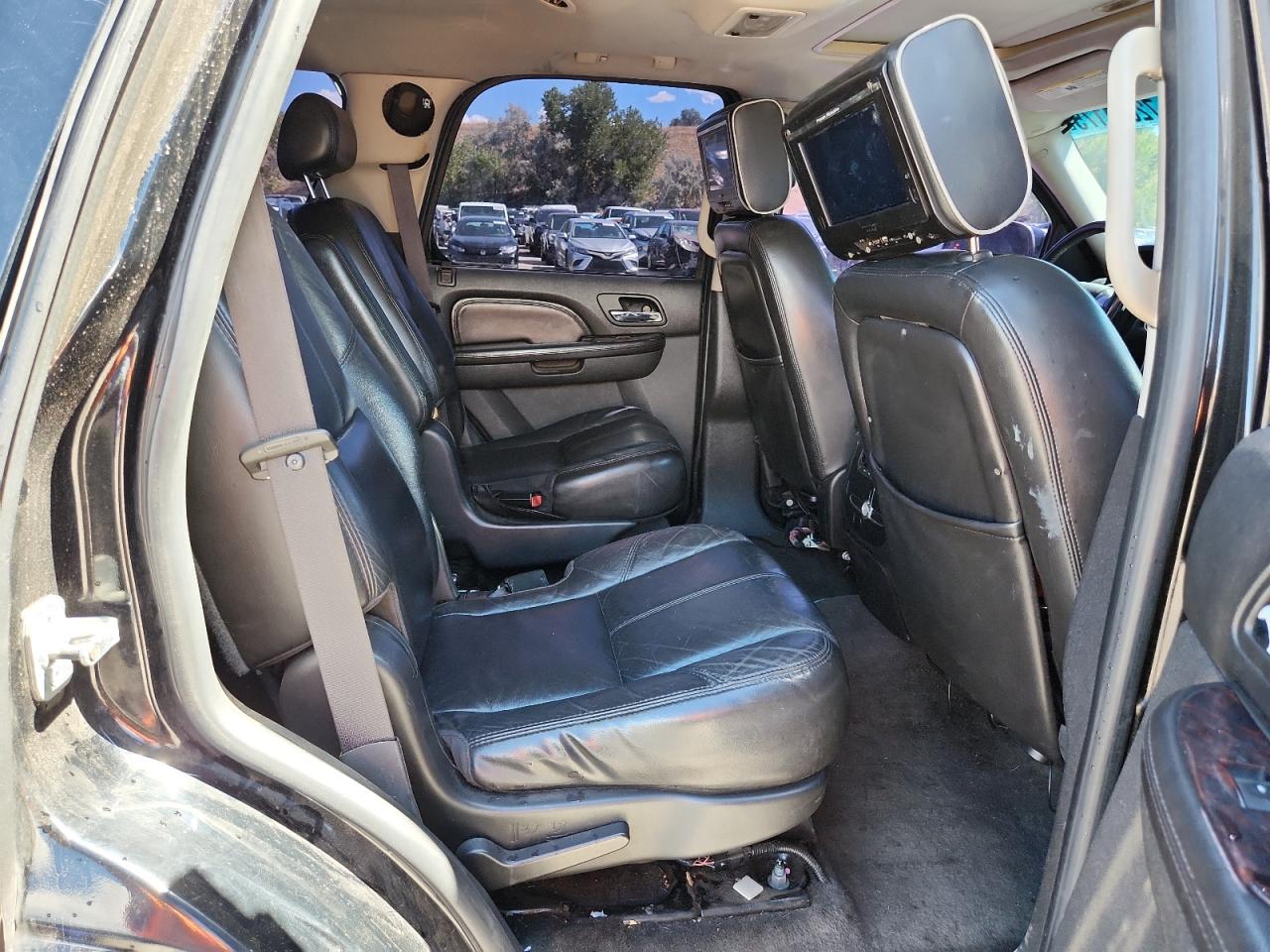 2007 GMC Yukon Denali VIN: 1GKFK63847J244400 Lot: 72004175