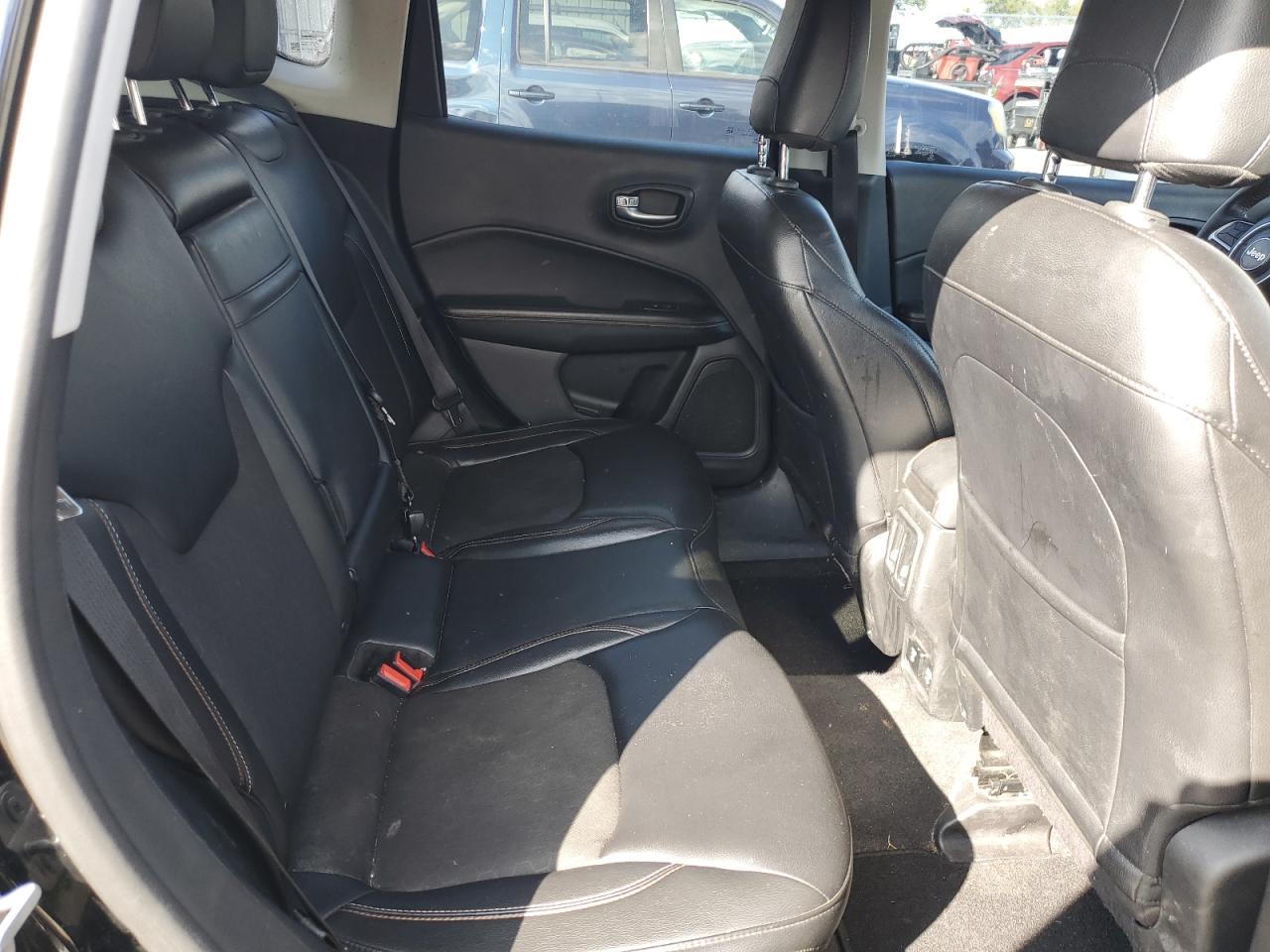 2018 Jeep Compass Latitude VIN: 3C4NJDBB6JT143080 Lot: 81753445