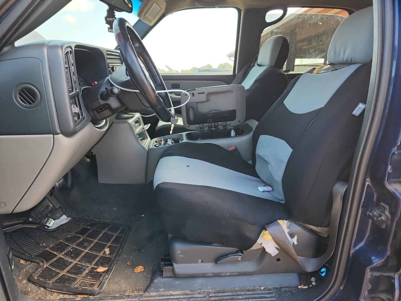 2002 Chevrolet Suburban K1500 VIN: 1GNFK16Z82J281842 Lot: 84586565