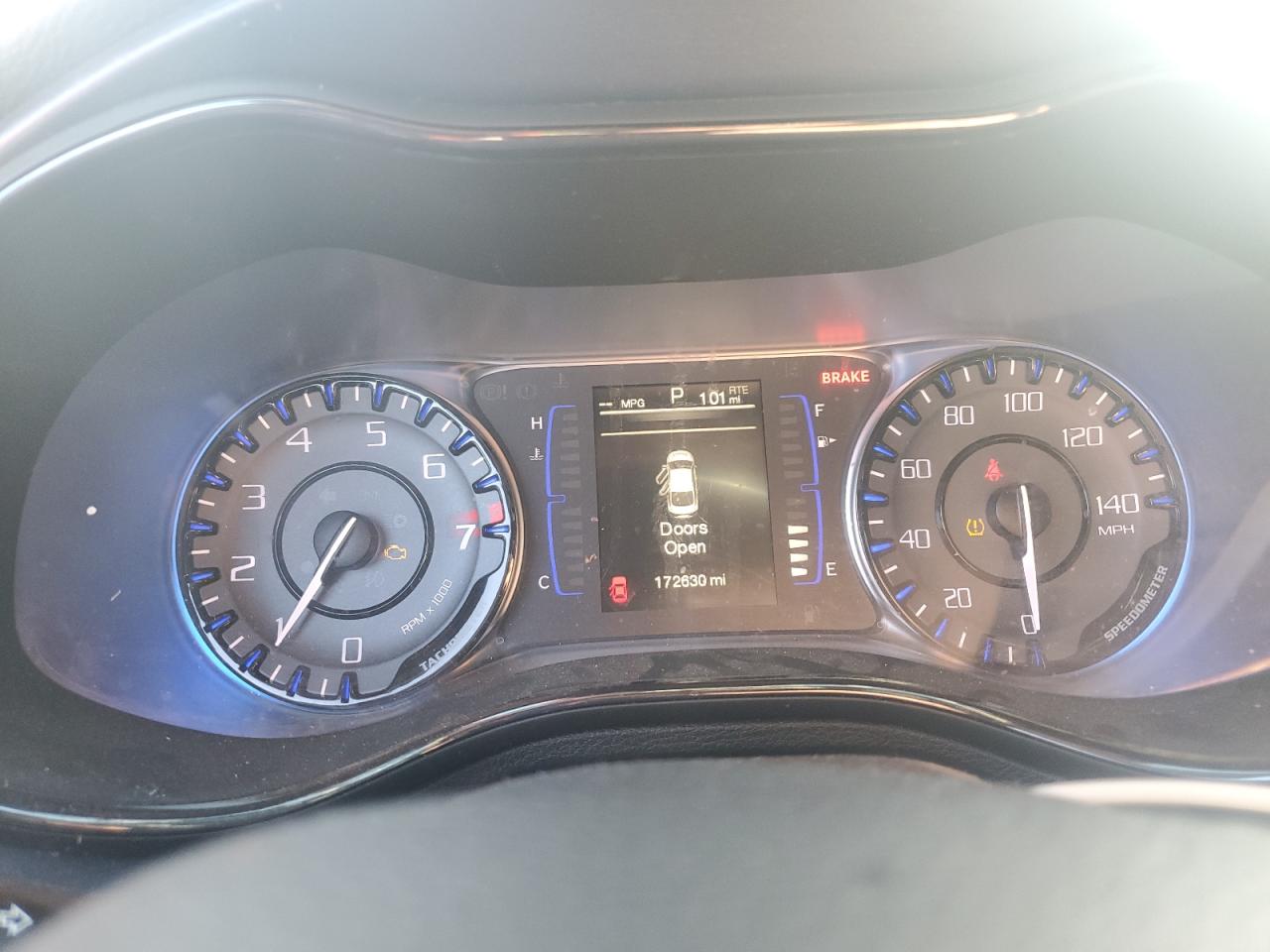 2015 Chrysler 200 S VIN: 1C3CCCDG7FN678483 Lot: 84437855