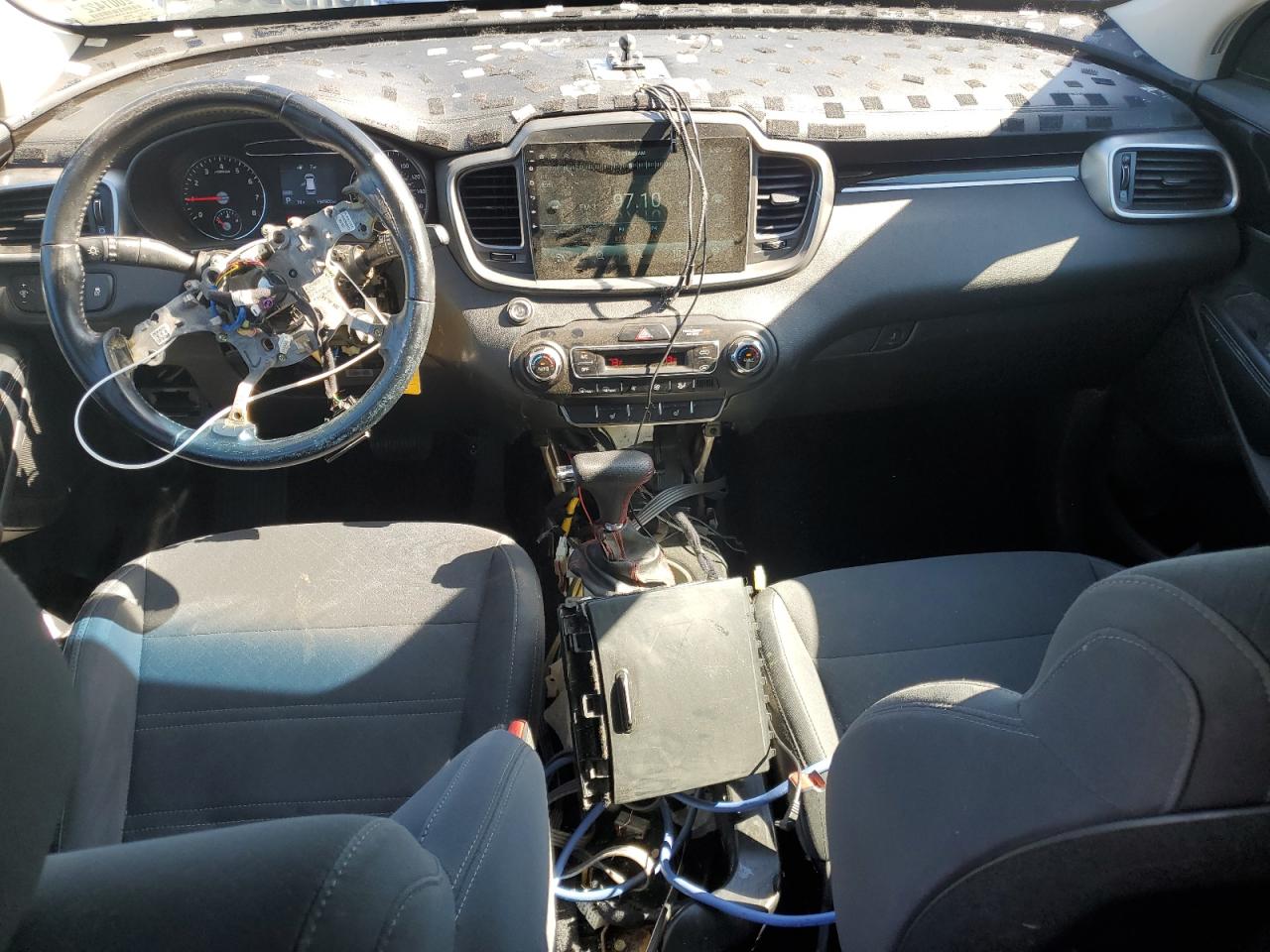 2019 Kia Sorento L VIN: 5XYPG4A33KG542099 Lot: 82069815