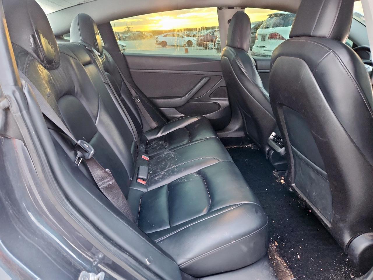 2020 Tesla Model 3 VIN: 5YJ3E1EA9LF739220 Lot: 84011055