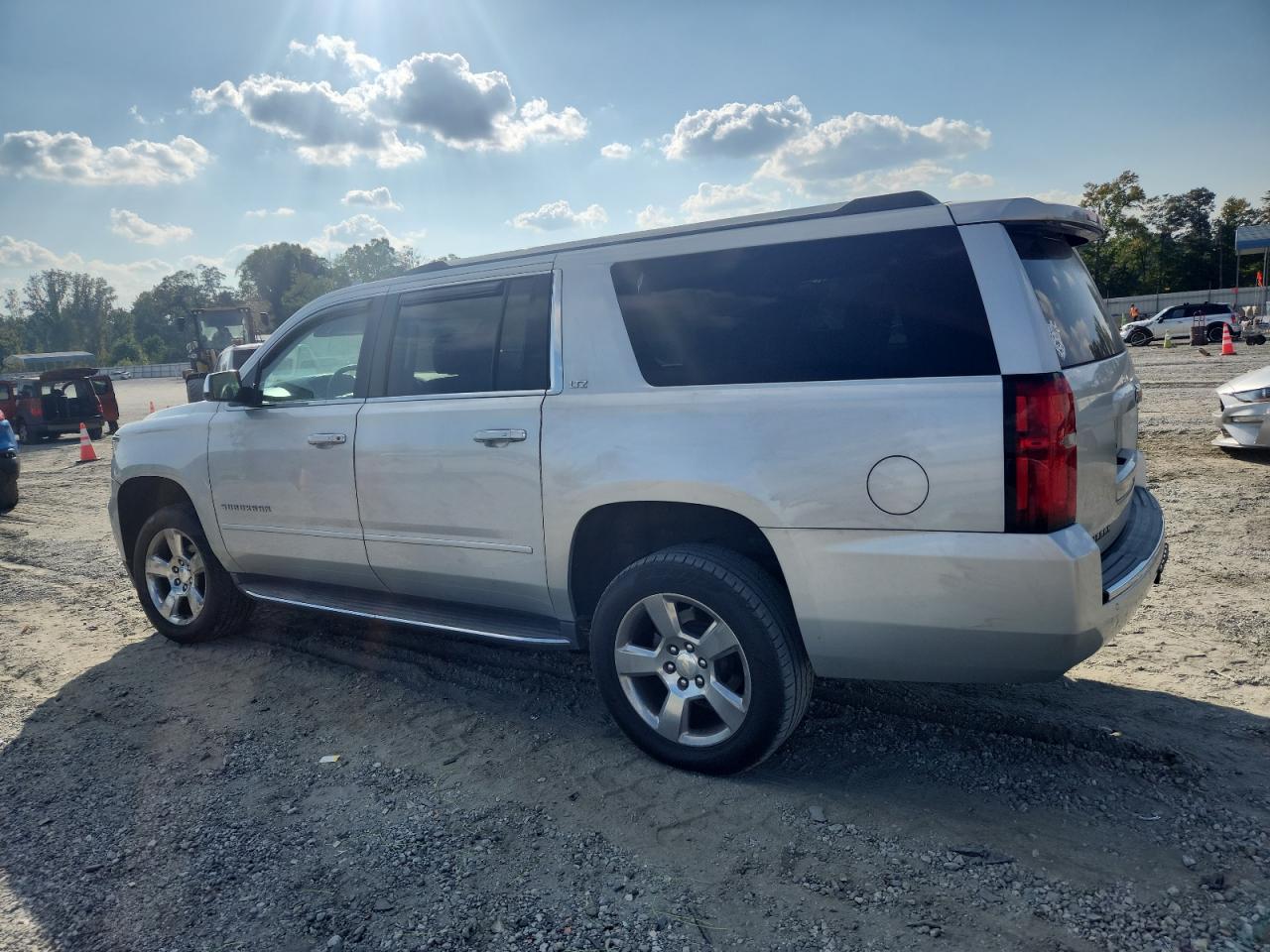 2016 Chevrolet Suburban K1500 Ltz VIN: 1GNSKJKC6GR340024 Lot: 81141645