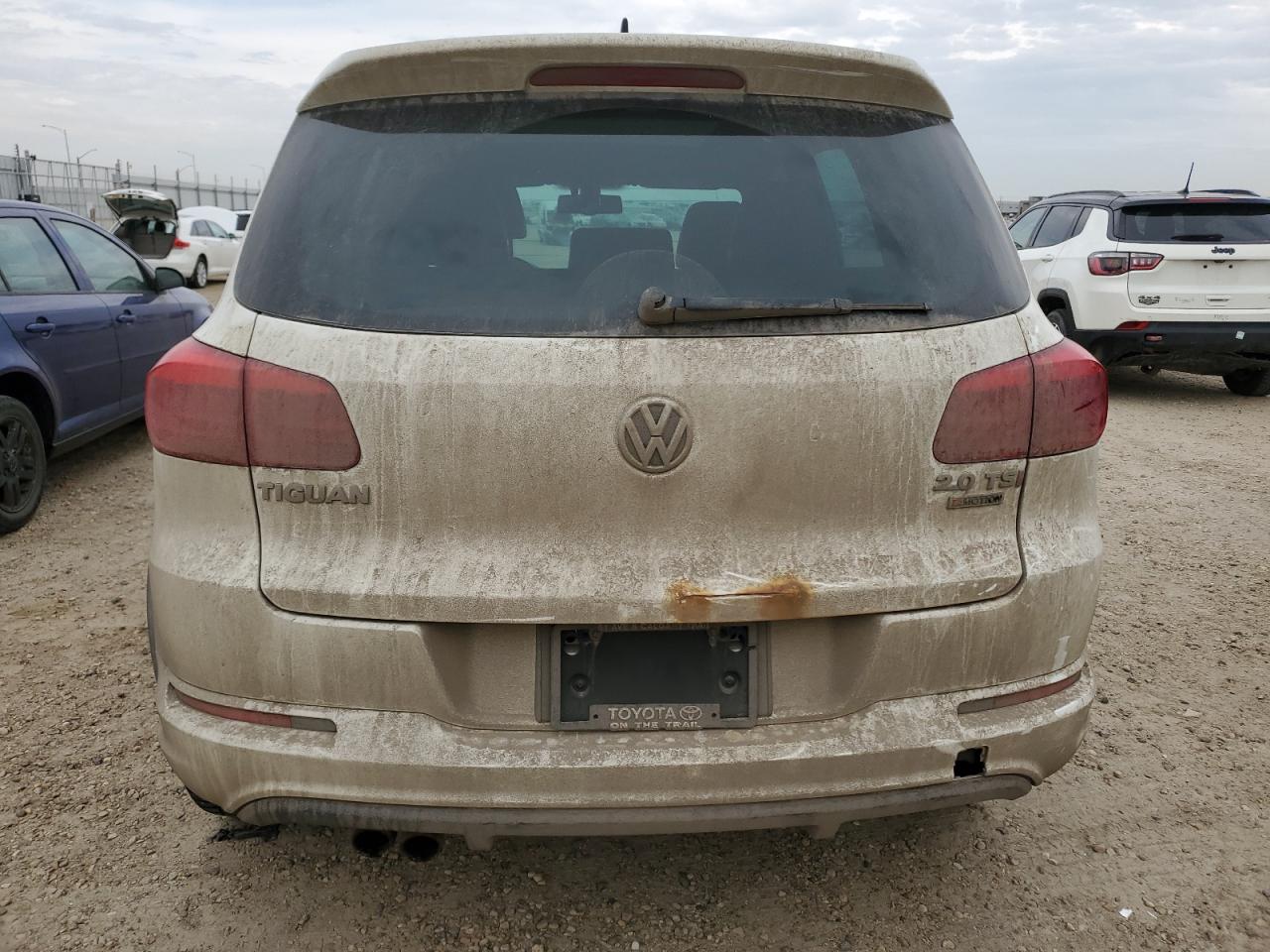 2016 Volkswagen Tiguan Comfortline VIN: WVGJV7AX9GW069007 Lot: 84021415