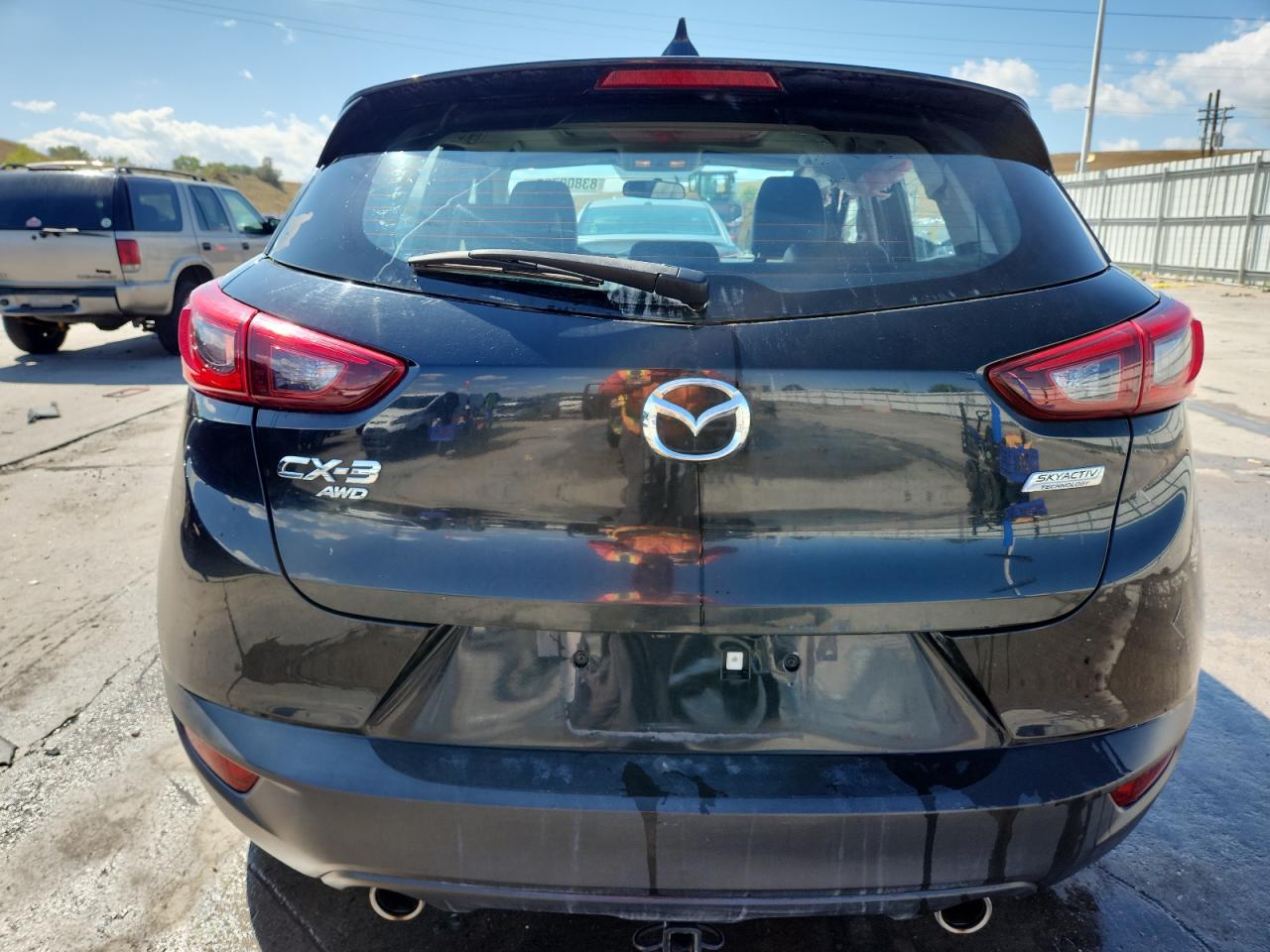 2017 Mazda Cx-3 Grand Touring VIN: JM1DKFD79H0180032 Lot: 83800725