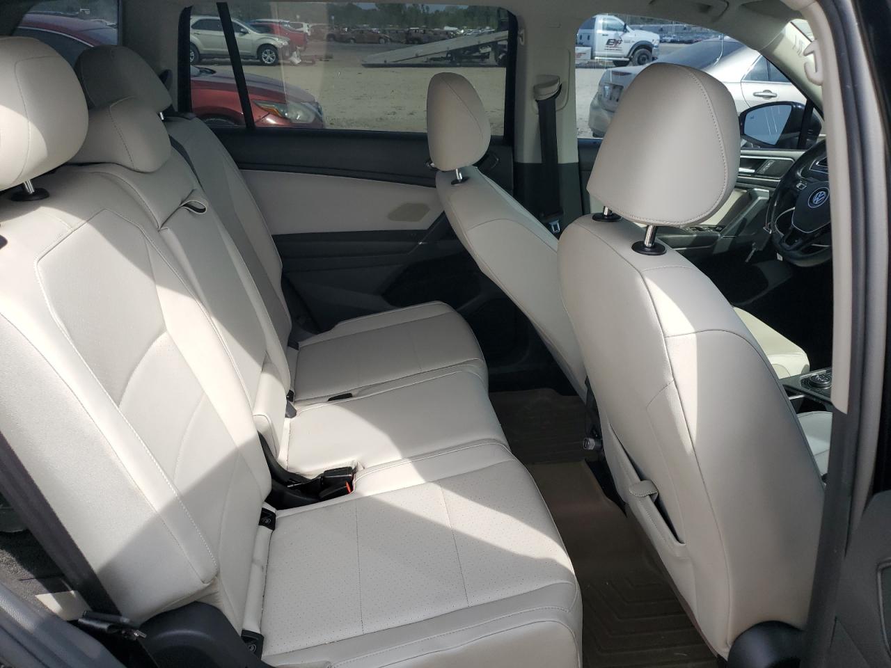 2018 Volkswagen Tiguan Se VIN: 3VV2B7AX9JM178870 Lot: 83936175