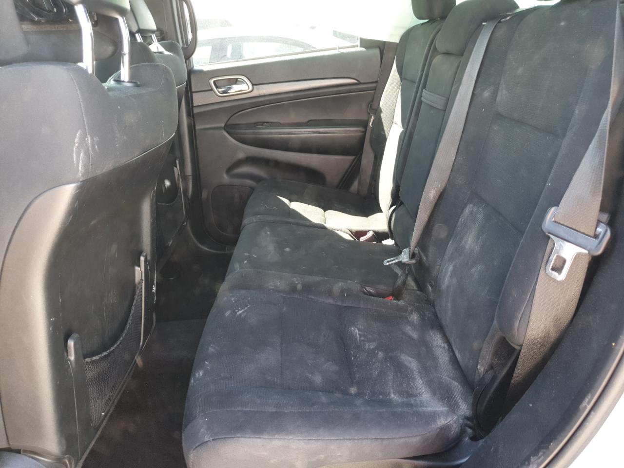 2016 Jeep Grand Cherokee Laredo VIN: 1C4RJFAG8GC449986 Lot: 71790845