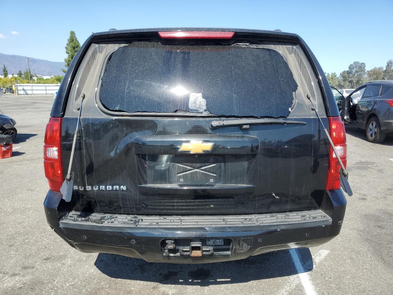 2014 Chevrolet Suburban C1500 Lt VIN: 1GNSCJE01ER123119 Lot: 80470565