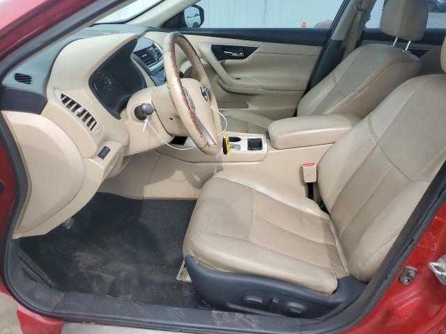  NISSAN ALTIMA 2017 Czerwony
