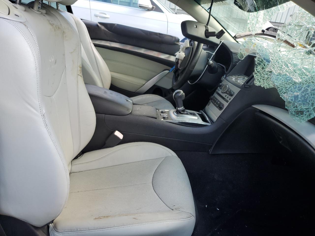 2010 Infiniti G37 Base VIN: JN1CV6FE3AM350384 Lot: 81481345